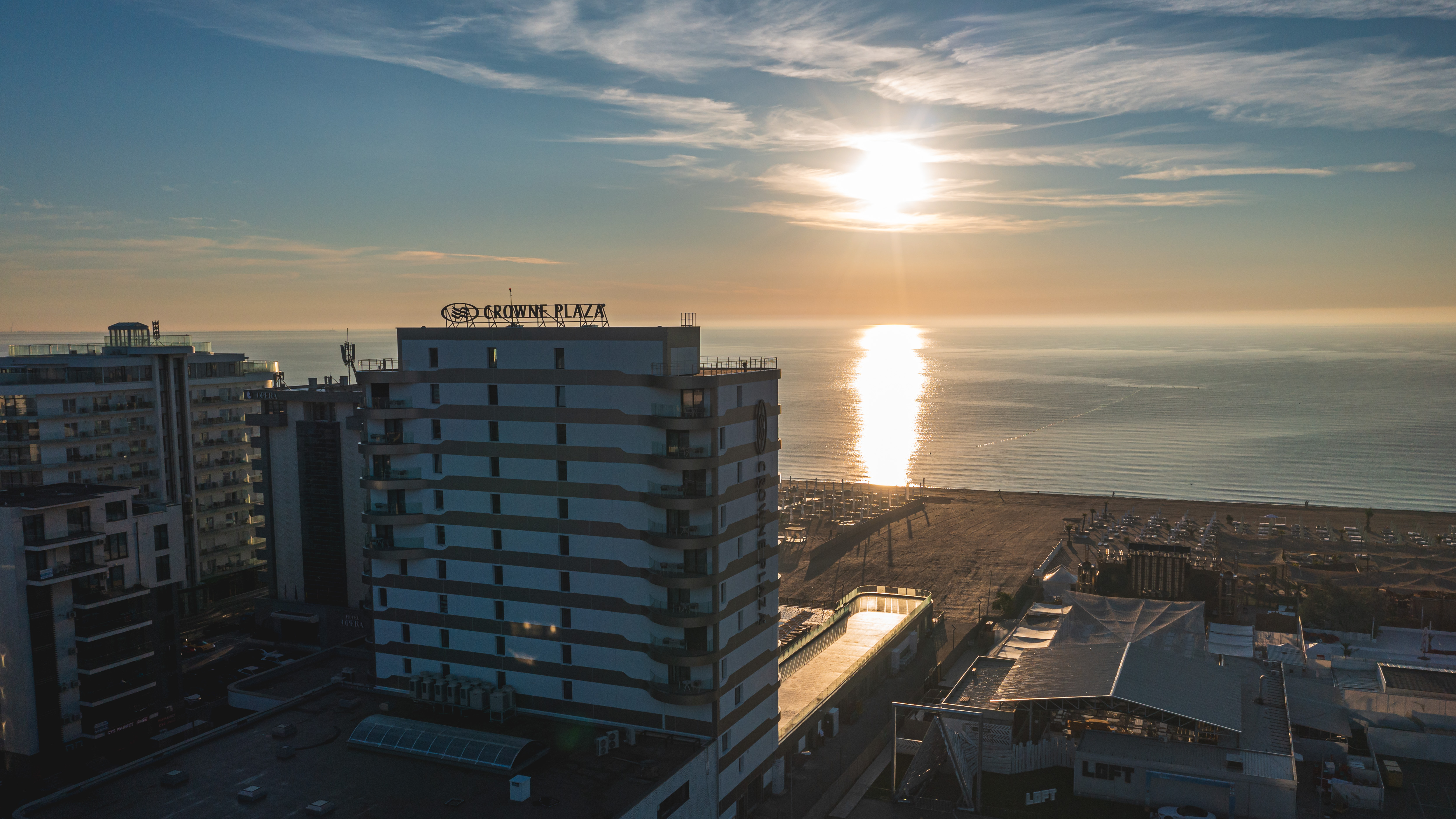 Crowne Plaza Mamaia Beach: „Noul reper pentru evenimente corporate și private pe litoral!”