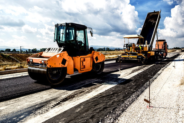 Contractul pentru finalizarea lucrărilor pe Tronsonului 1 al Drumului Expres Craiova-Piteşti a fost semnat. Valoarea se ridică la peste 439 milioane de lei